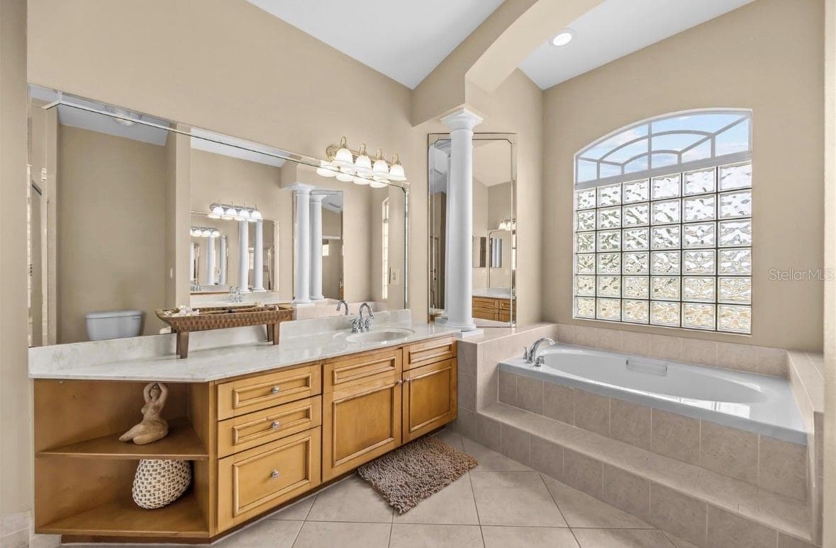 3898 HALL STREET — photo 16 of 24