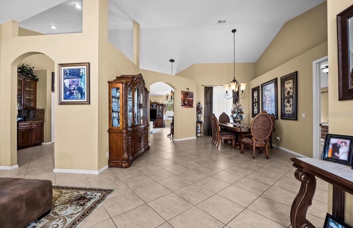 3898 HALL STREET — photo 4 of 24
