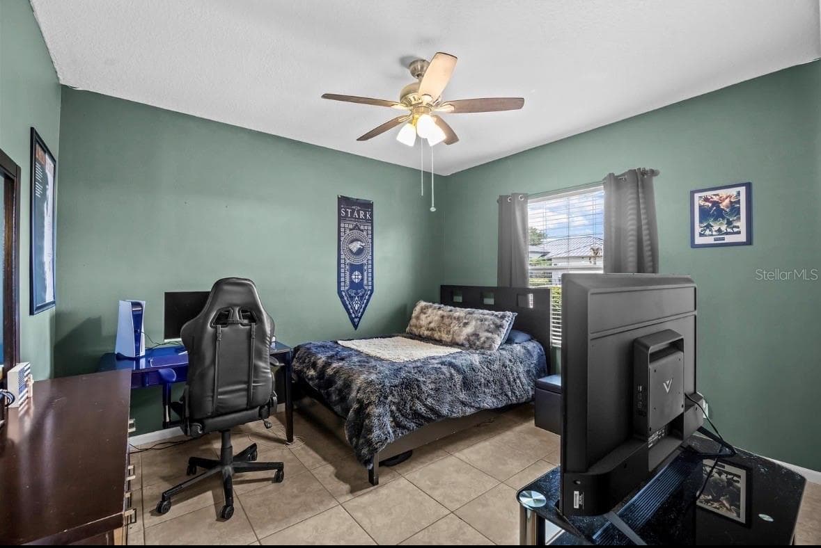 3898 HALL STREET — photo 18 of 24