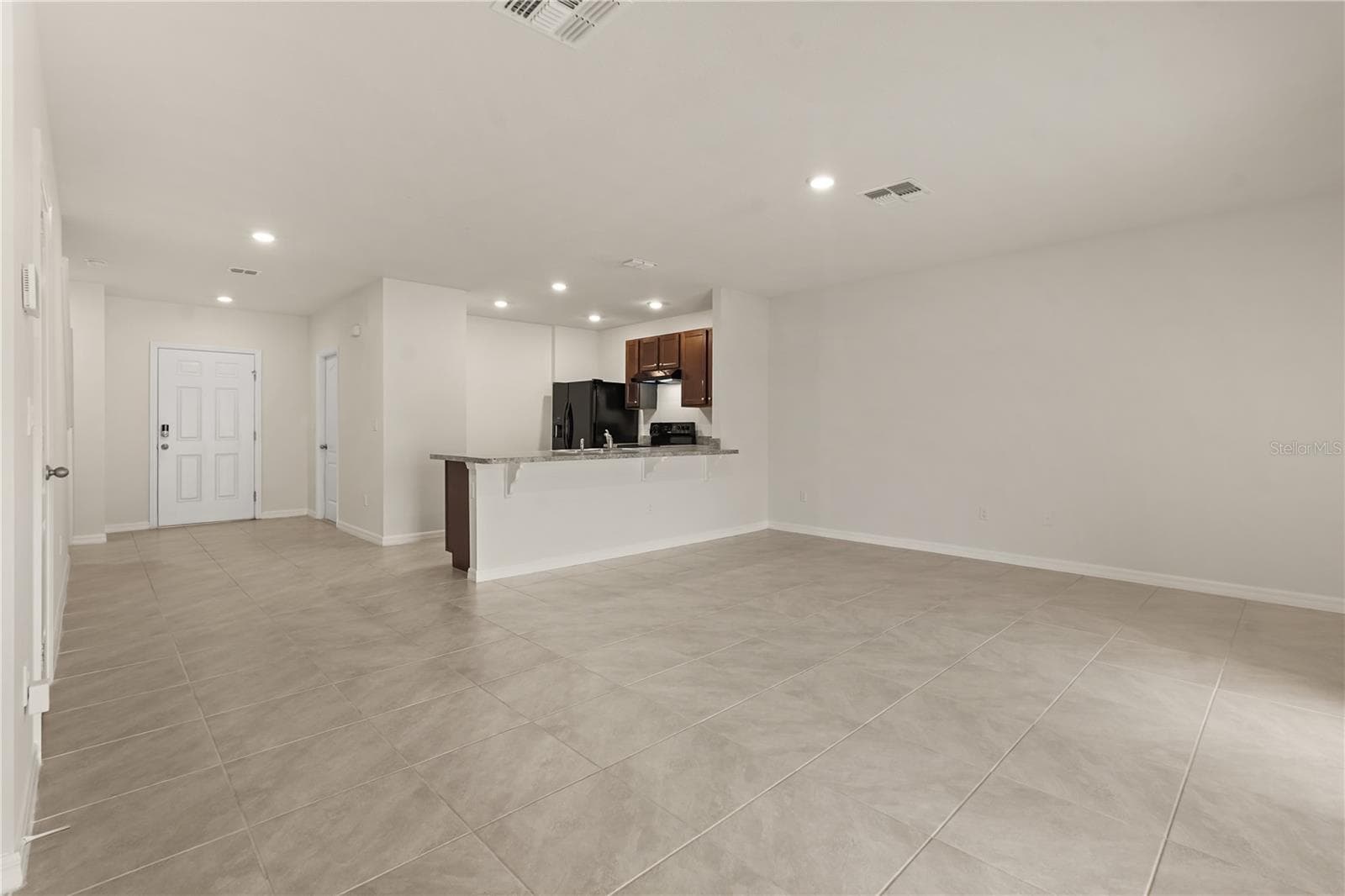 9031 WILDFLOWER LANE — photo 7 of 37