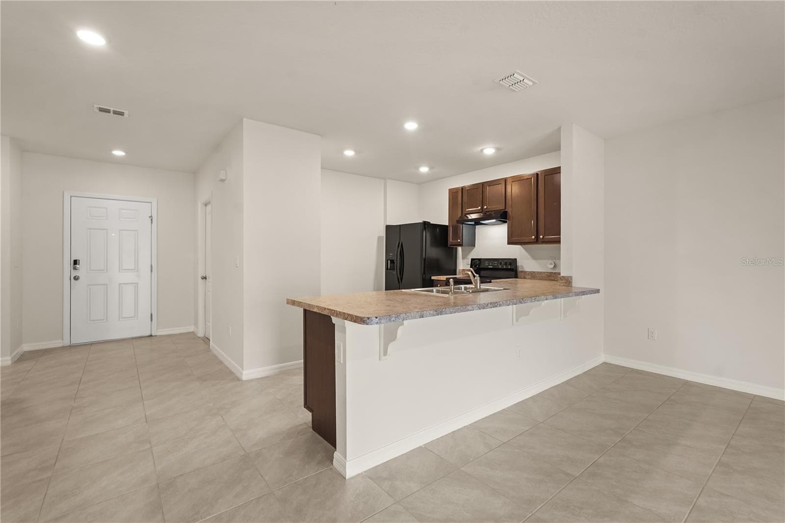 9031 WILDFLOWER LANE — photo 8 of 37