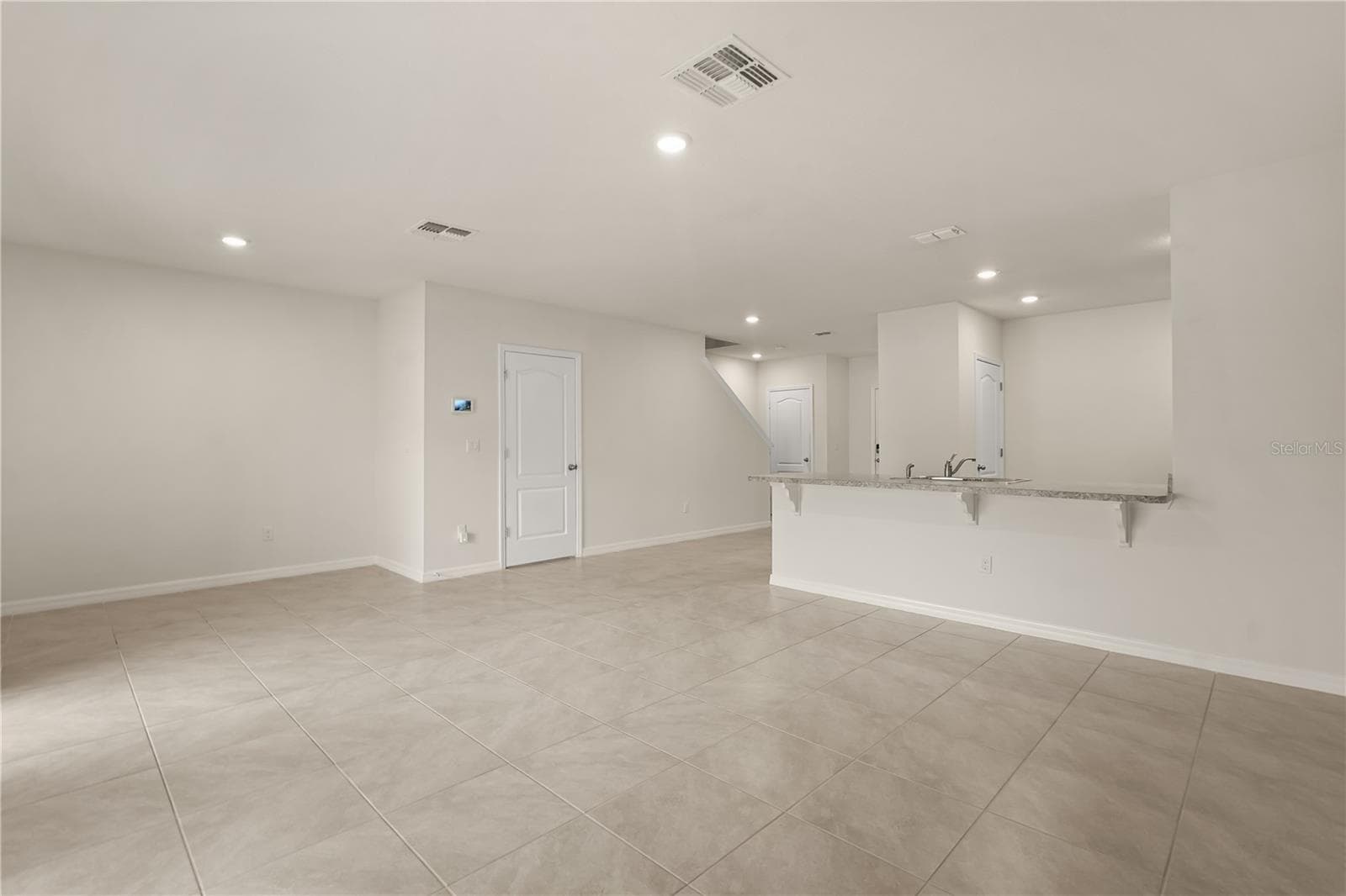 9031 WILDFLOWER LANE — photo 5 of 37