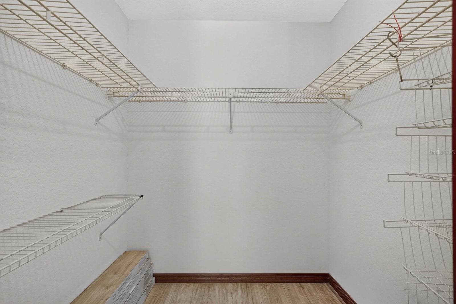 357 CASTLEWOOD LANE — photo 32 of 57