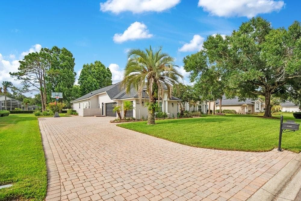 11407 WILLOW GARDENS DRIVE — photo 3 of 53