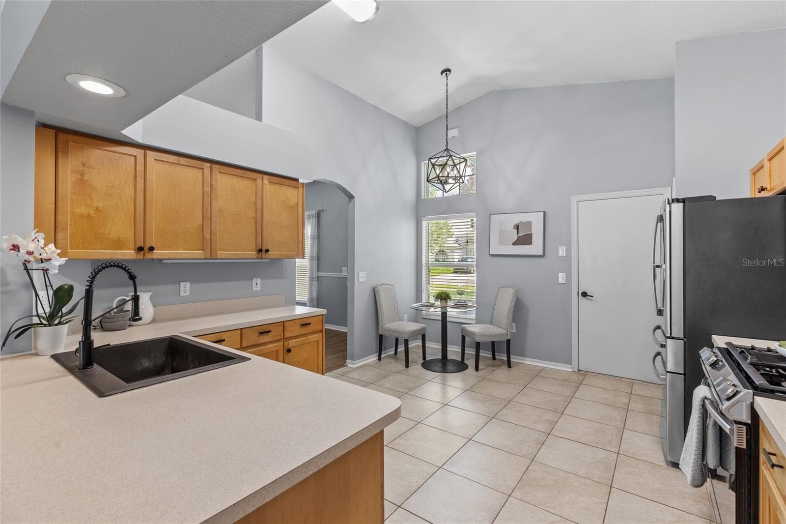 3744 LOCKRIDGE DRIVE — photo 16 of 45