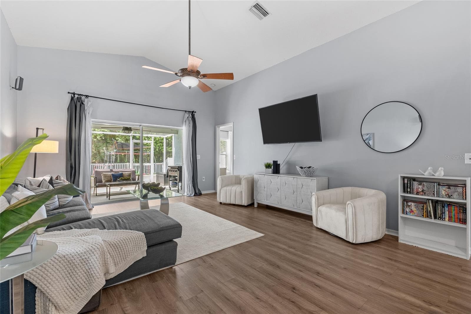 3744 LOCKRIDGE DRIVE — photo 12 of 45