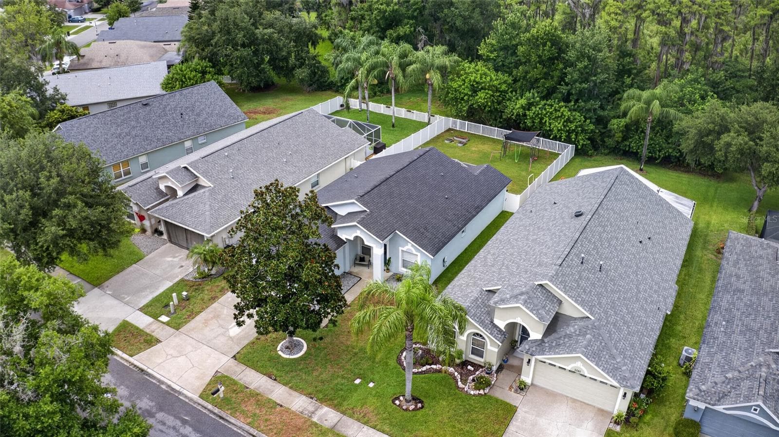 3744 LOCKRIDGE DRIVE — photo 37 of 45