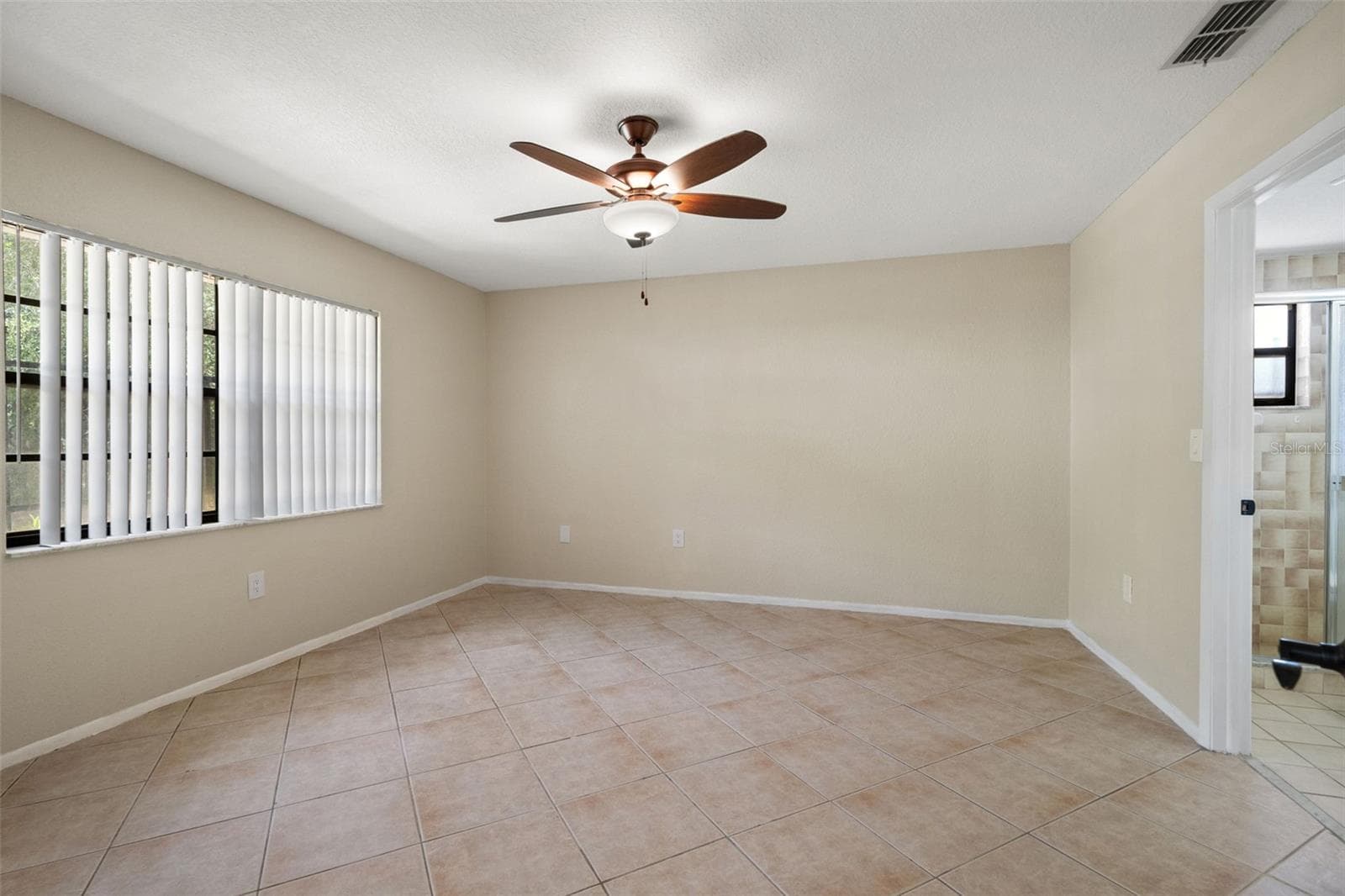 1479 AUTUMN ROAD — photo 19 of 65