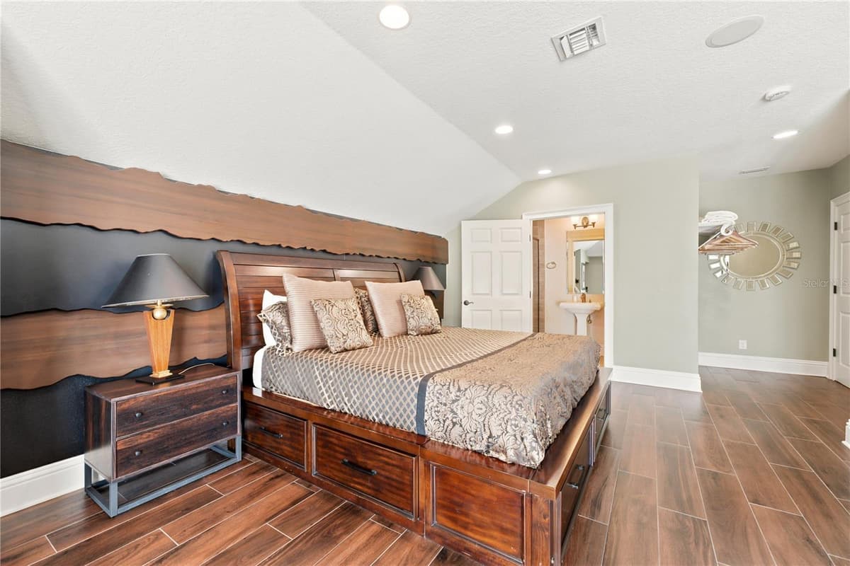 7481 GATHERING LOOP — photo 48 of 72