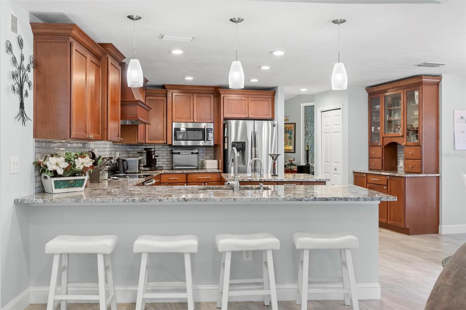 2332 WATERVIEW COURT — photo 14 of 54