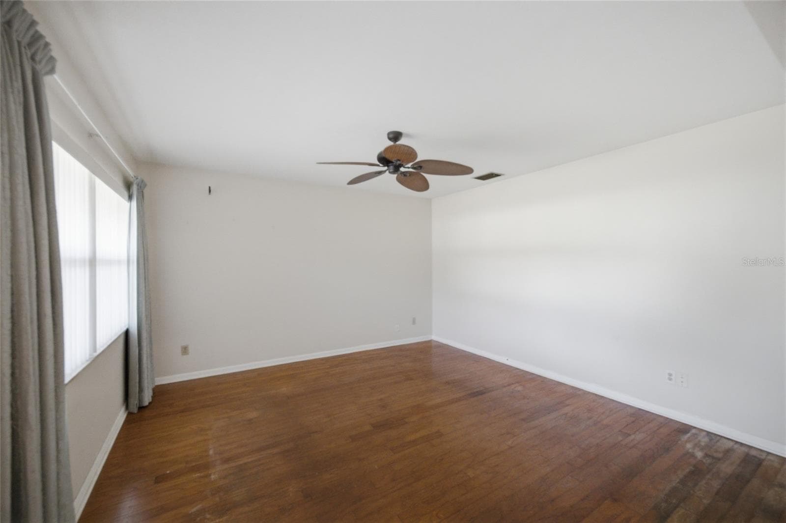 2969 FOREST CIRCLE — photo 9 of 37