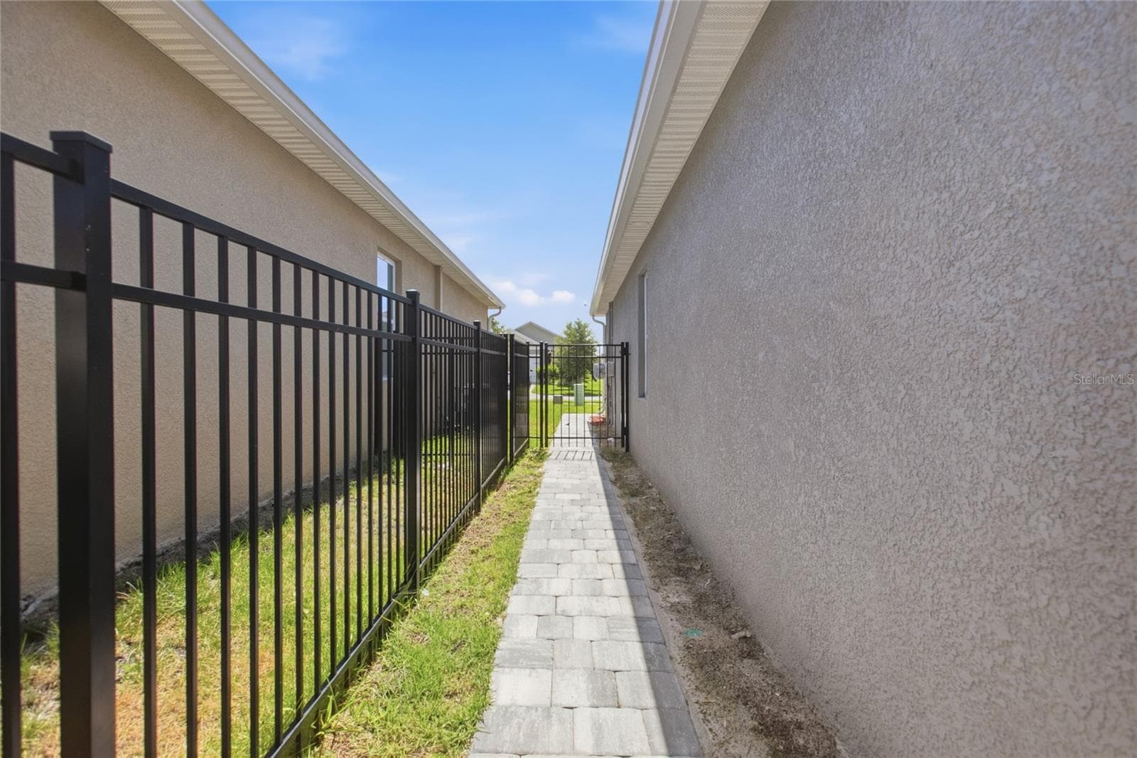 489 LADY GRACE PLACE — photo 33 of 46