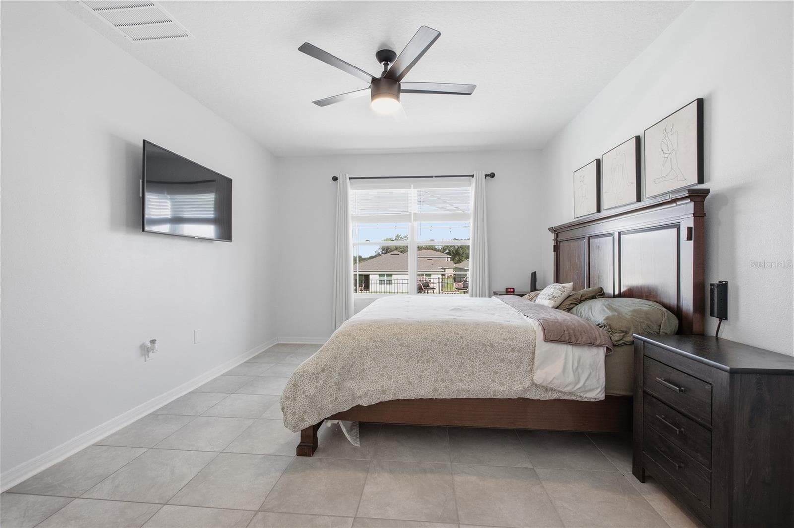 489 LADY GRACE PLACE — photo 16 of 46