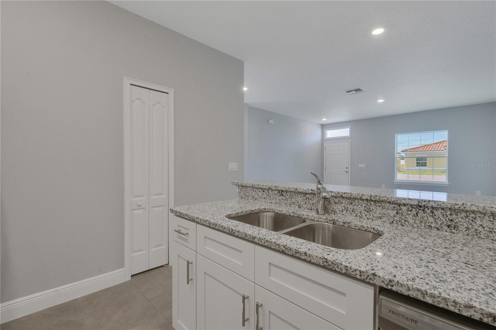 1746 CORIANDER DRIVE — photo 10 of 26