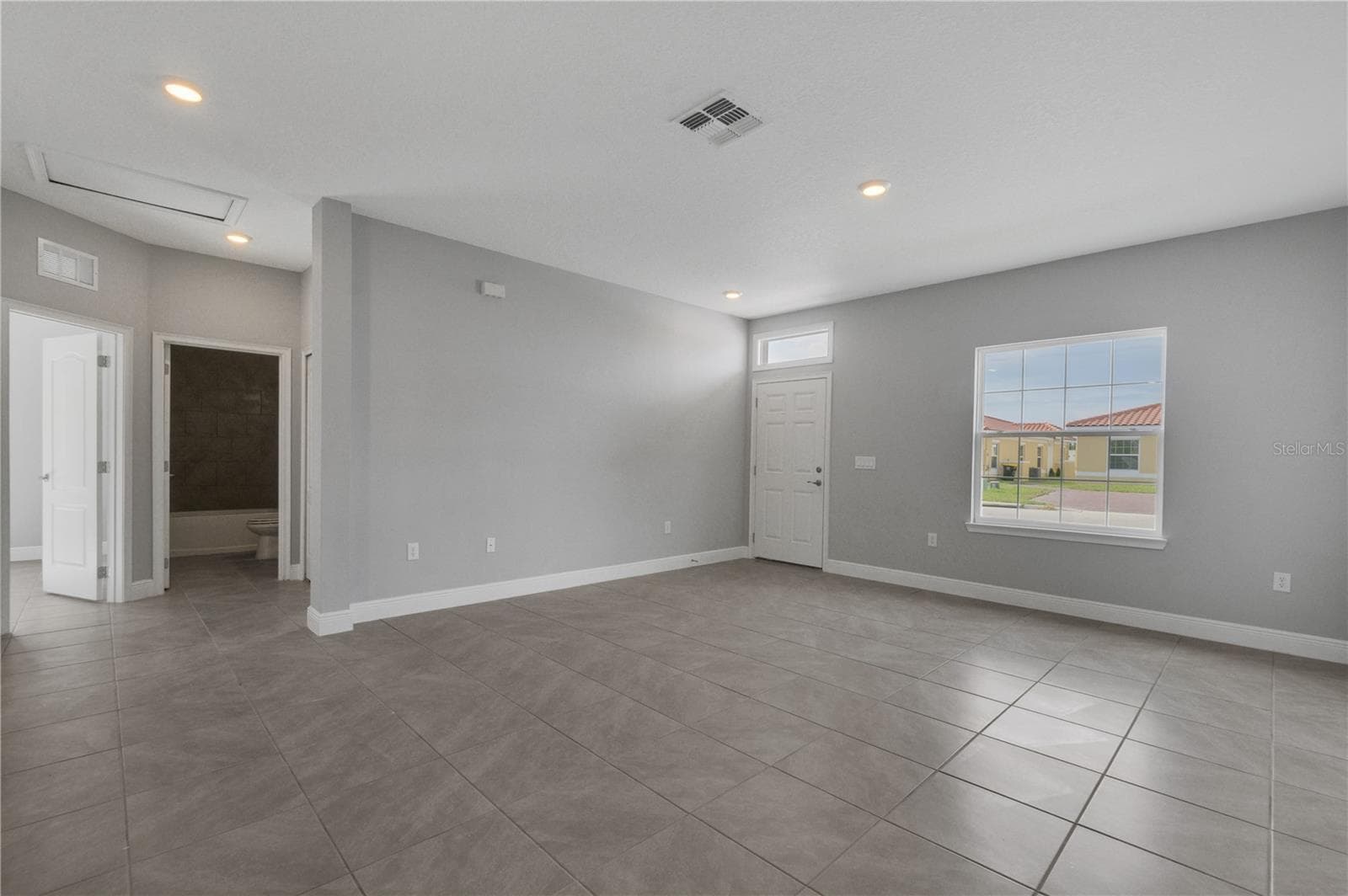 1746 CORIANDER DRIVE — photo 3 of 26