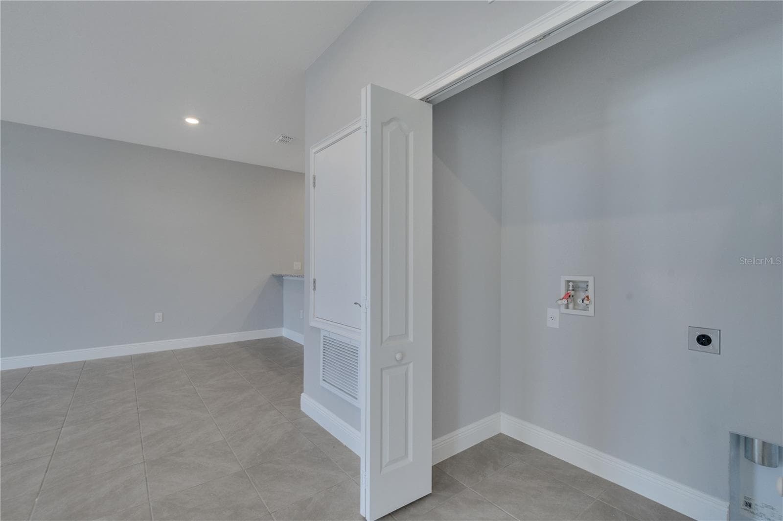 1746 CORIANDER DRIVE — photo 12 of 26