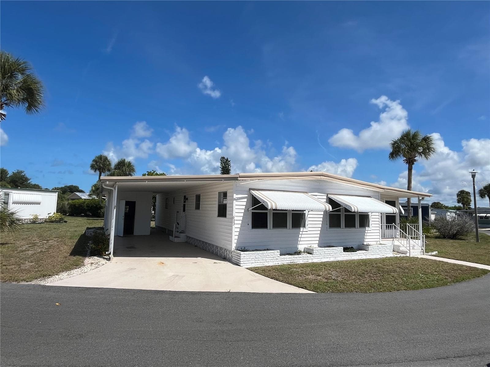 633 COMO DRIVE — photo 1 of 26