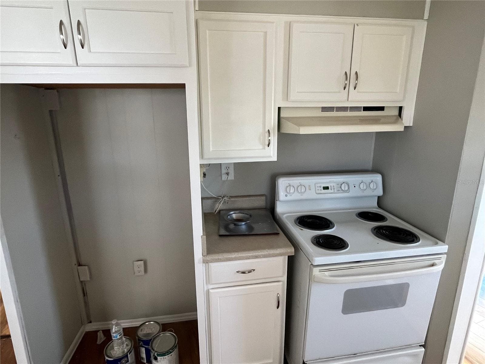 633 COMO DRIVE — photo 12 of 26