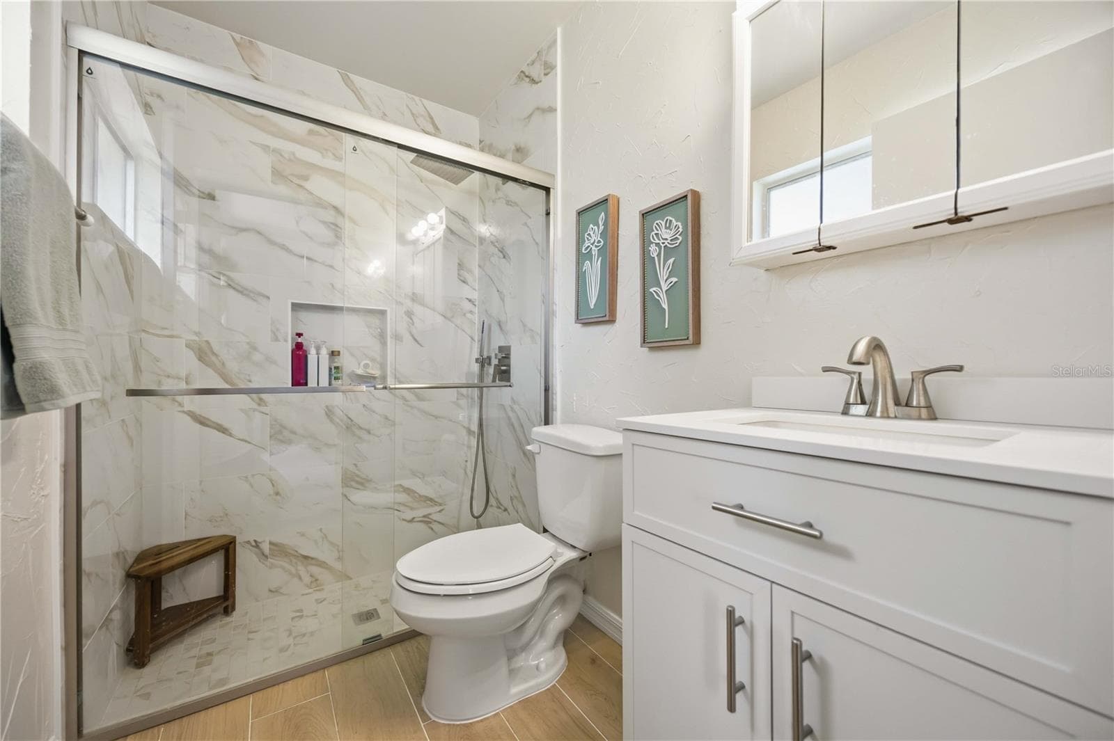 7240 ELYTON DRIVE — photo 17 of 35