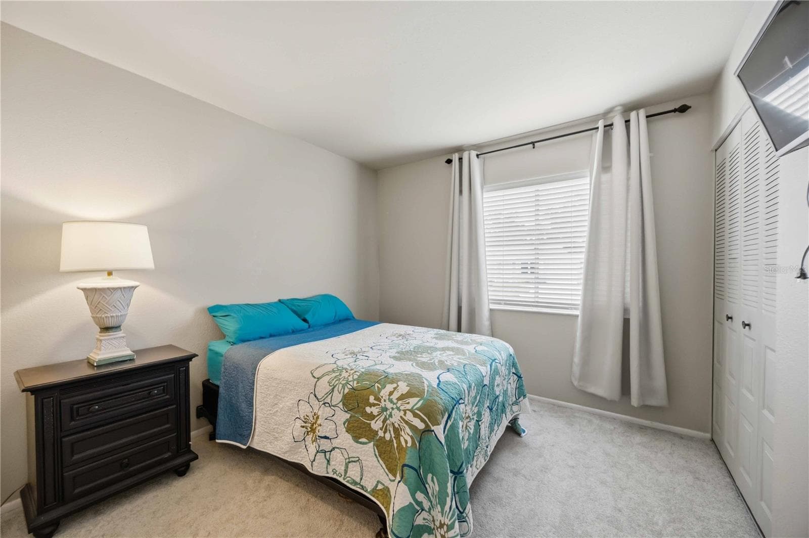 7240 ELYTON DRIVE — photo 11 of 35
