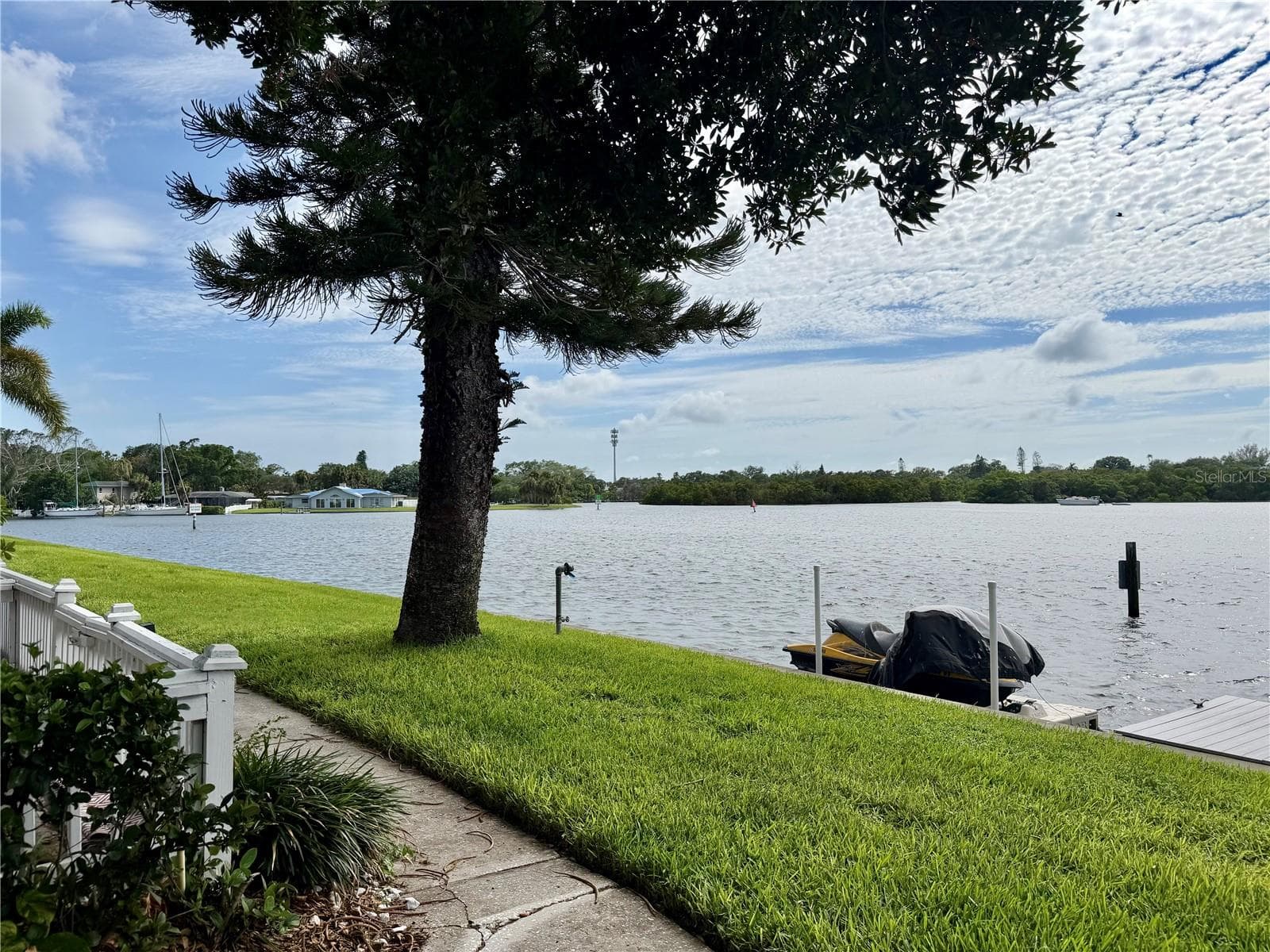 3751 POMPANO DRIVE — photo 14 of 17