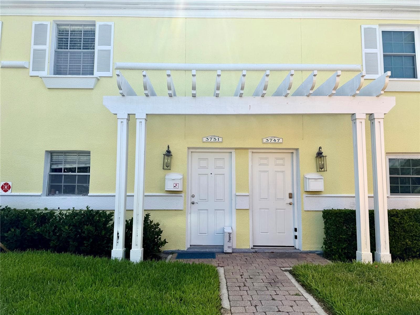 3751 POMPANO DRIVE