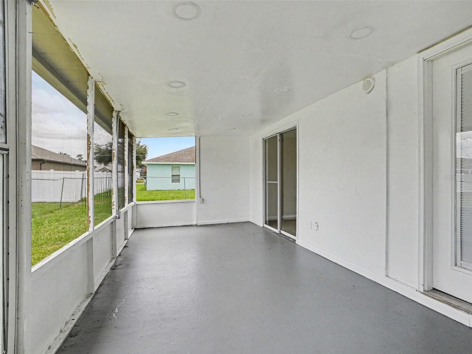 12 HERRING COURT — photo 15 of 16
