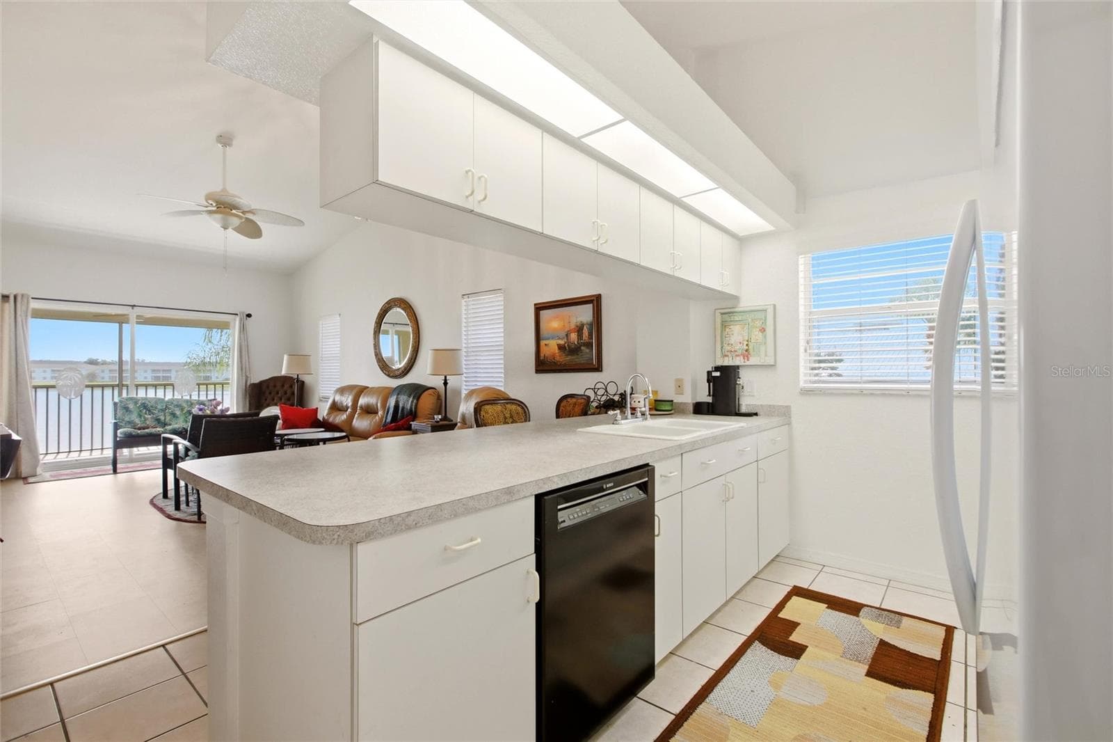 1512 RIO DE JANEIRO AVENUE — photo 10 of 44