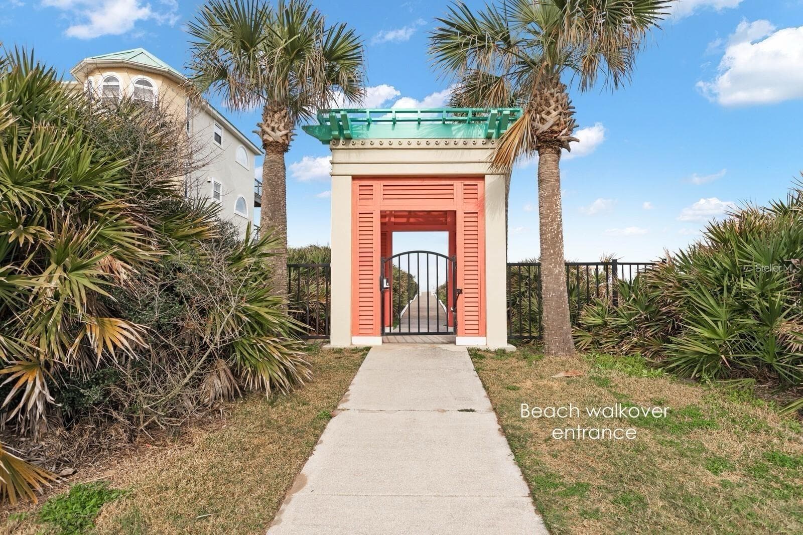 38 LAUGHING GULL LANE — photo 2 of 17