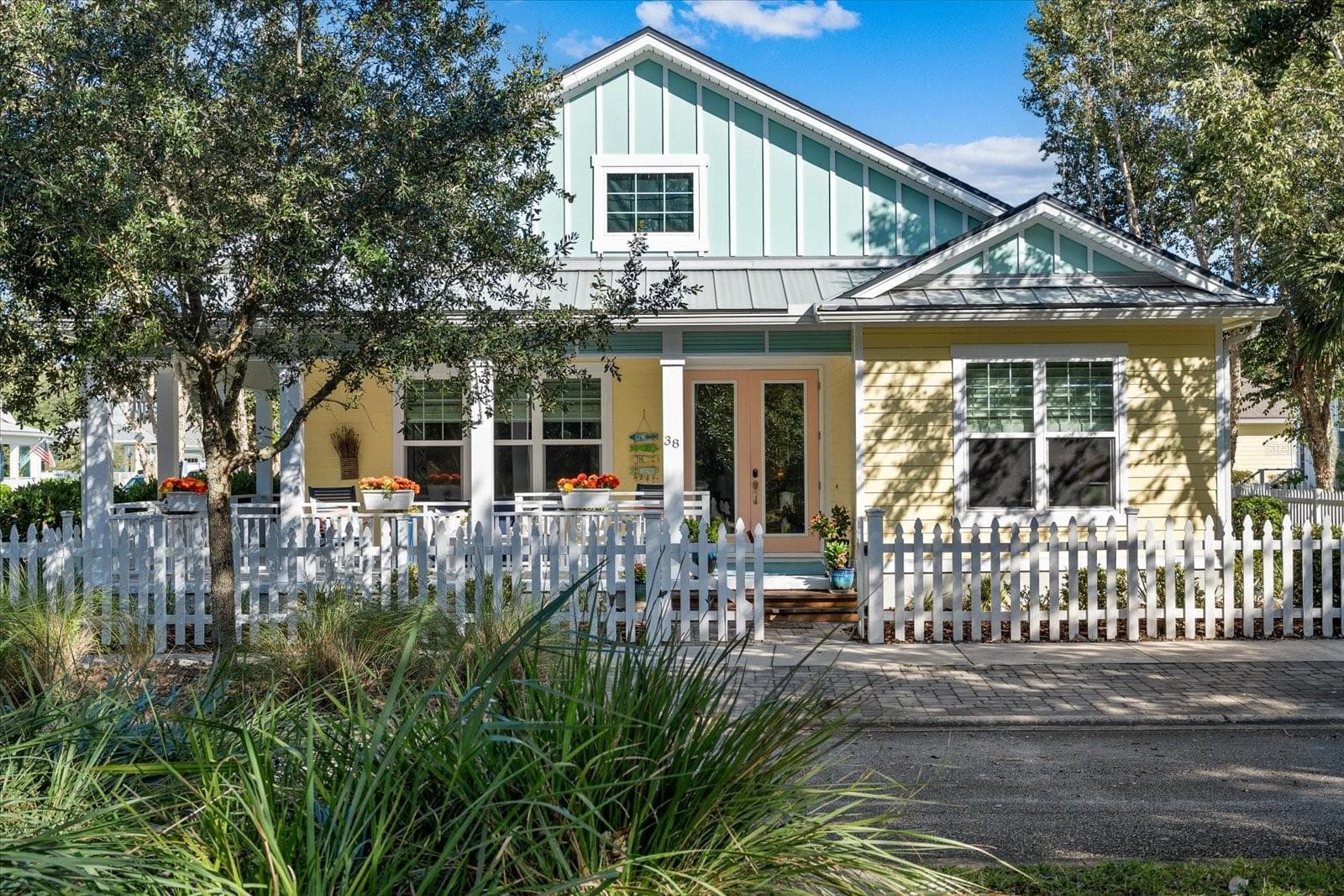 38 LAUGHING GULL LANE