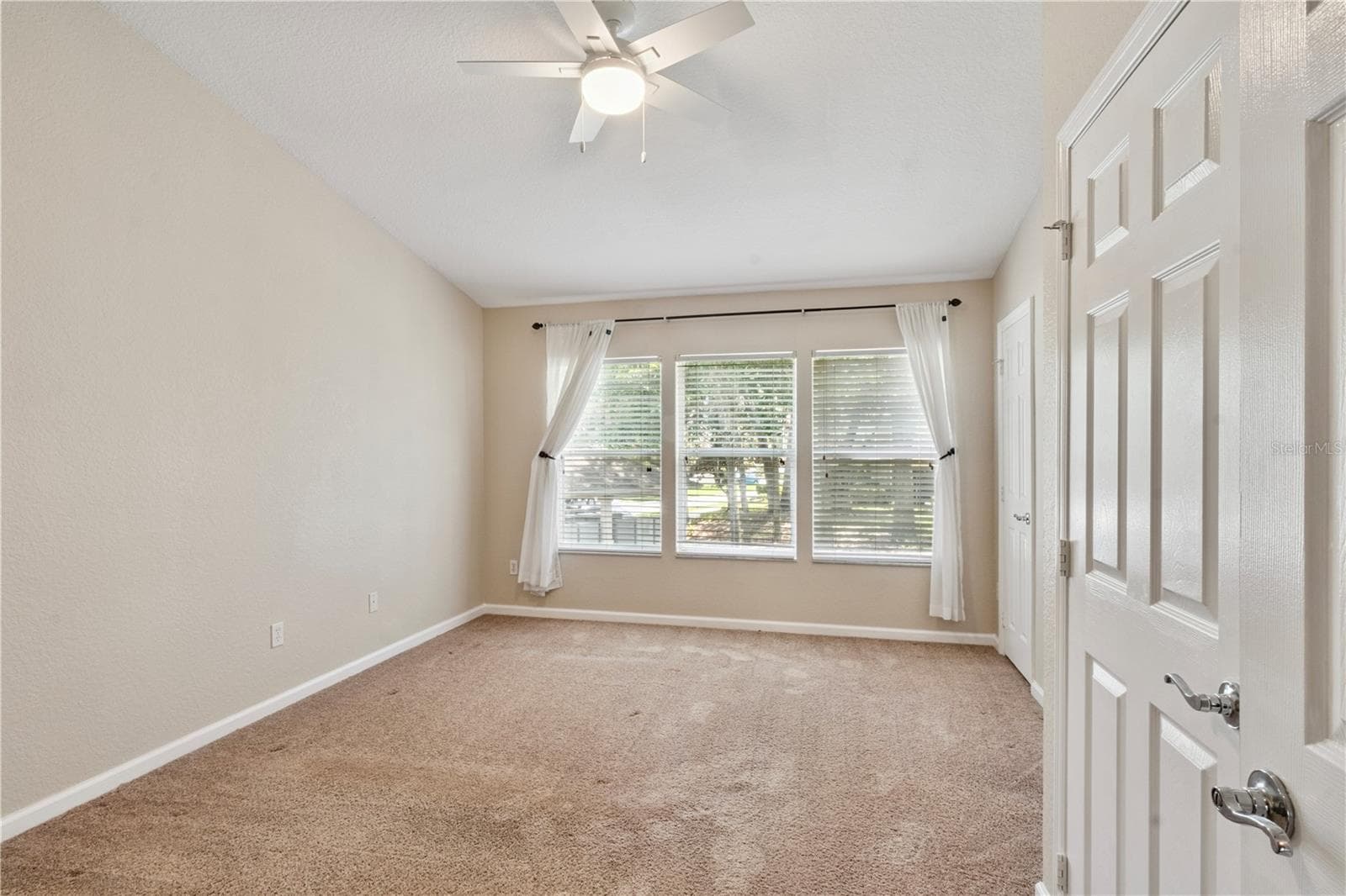 1161 PEPPERDINE LANE — photo 14 of 29