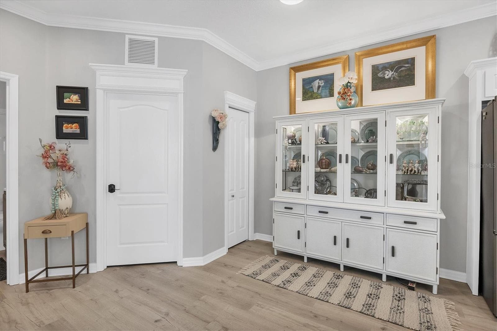 4820 WHISPERING OAKS DRIVE — photo 14 of 56