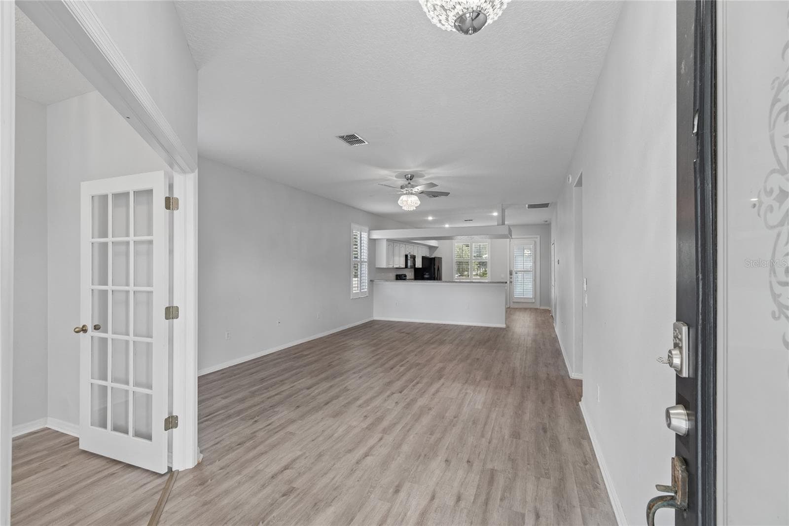 10207 PORCH STREET — photo 2 of 58
