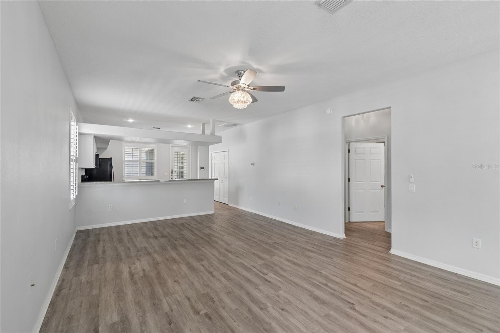 10207 PORCH STREET — photo 12 of 58