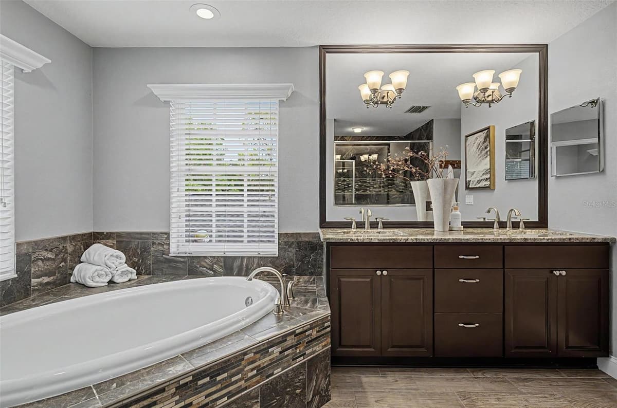 15004 MAURINE COVE LANE — photo 39 of 71