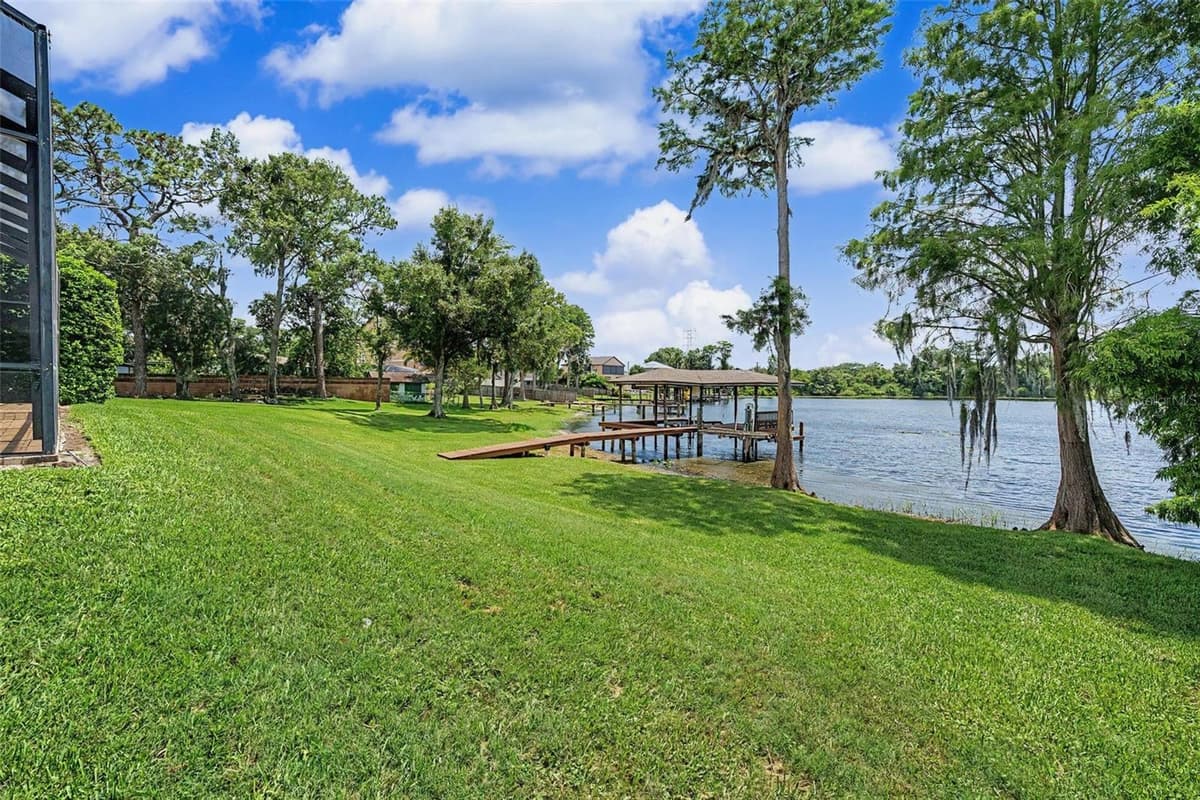 15004 MAURINE COVE LANE — photo 57 of 71