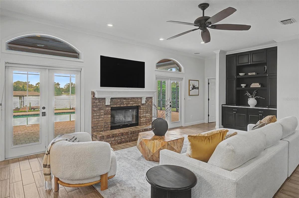 15004 MAURINE COVE LANE — photo 8 of 71