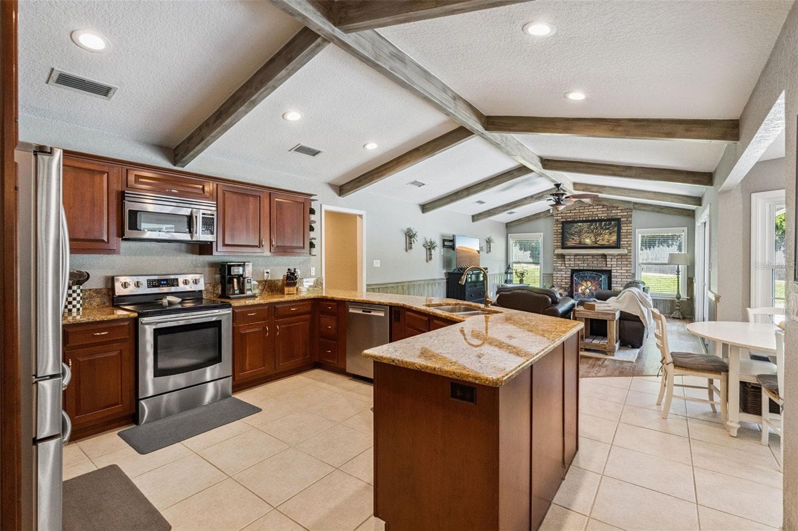358 BRANTLEY CLUB PLACE — photo 14 of 55