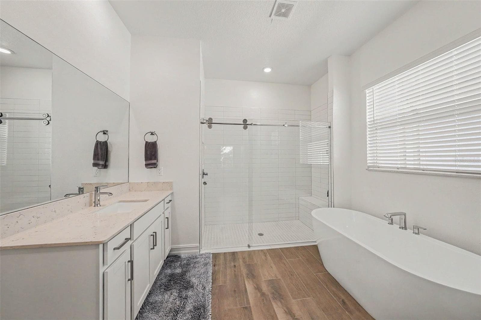 12840 BERGSTORM BAY DRIVE — photo 14 of 30