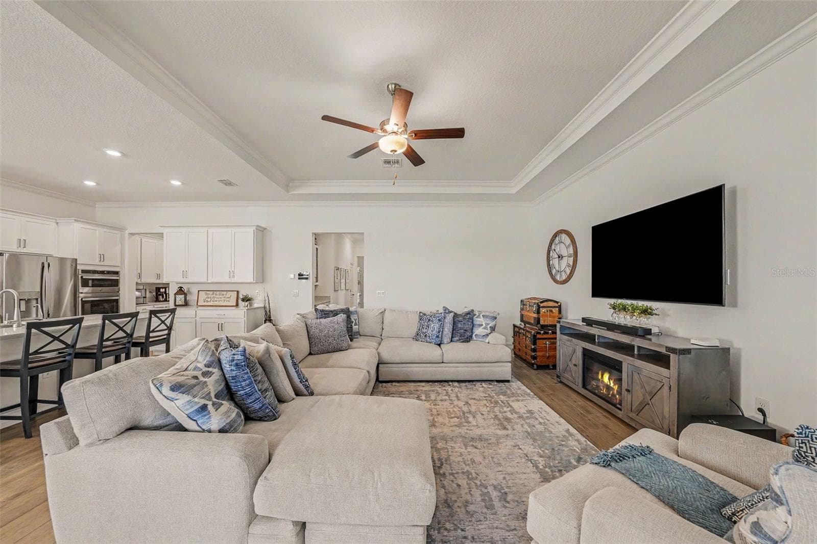 12840 BERGSTORM BAY DRIVE — photo 6 of 30