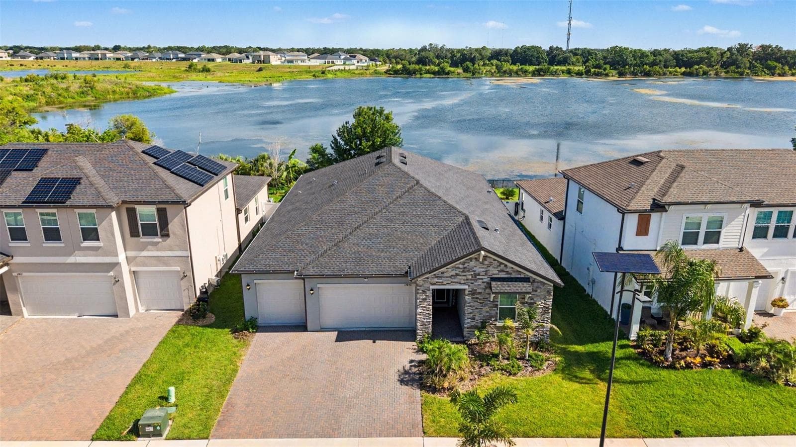 12840 BERGSTORM BAY DRIVE — photo 1 of 30