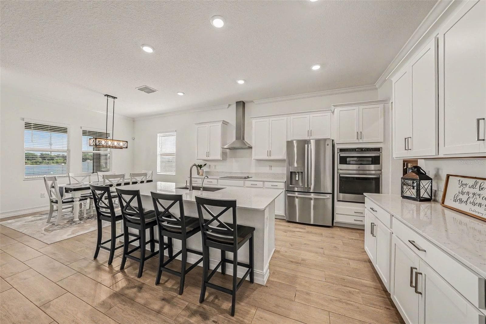 12840 BERGSTORM BAY DRIVE — photo 3 of 30