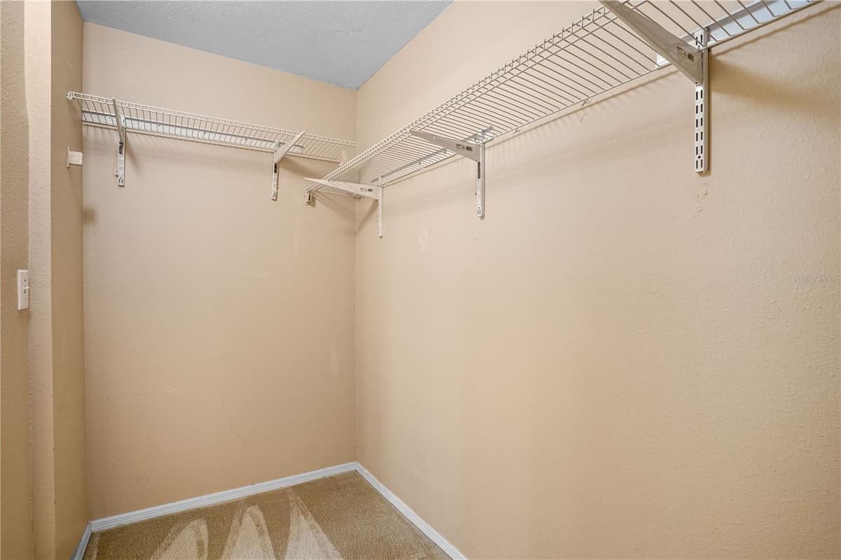 425 SUMMIT RIDGE PLACE — photo 32 of 53