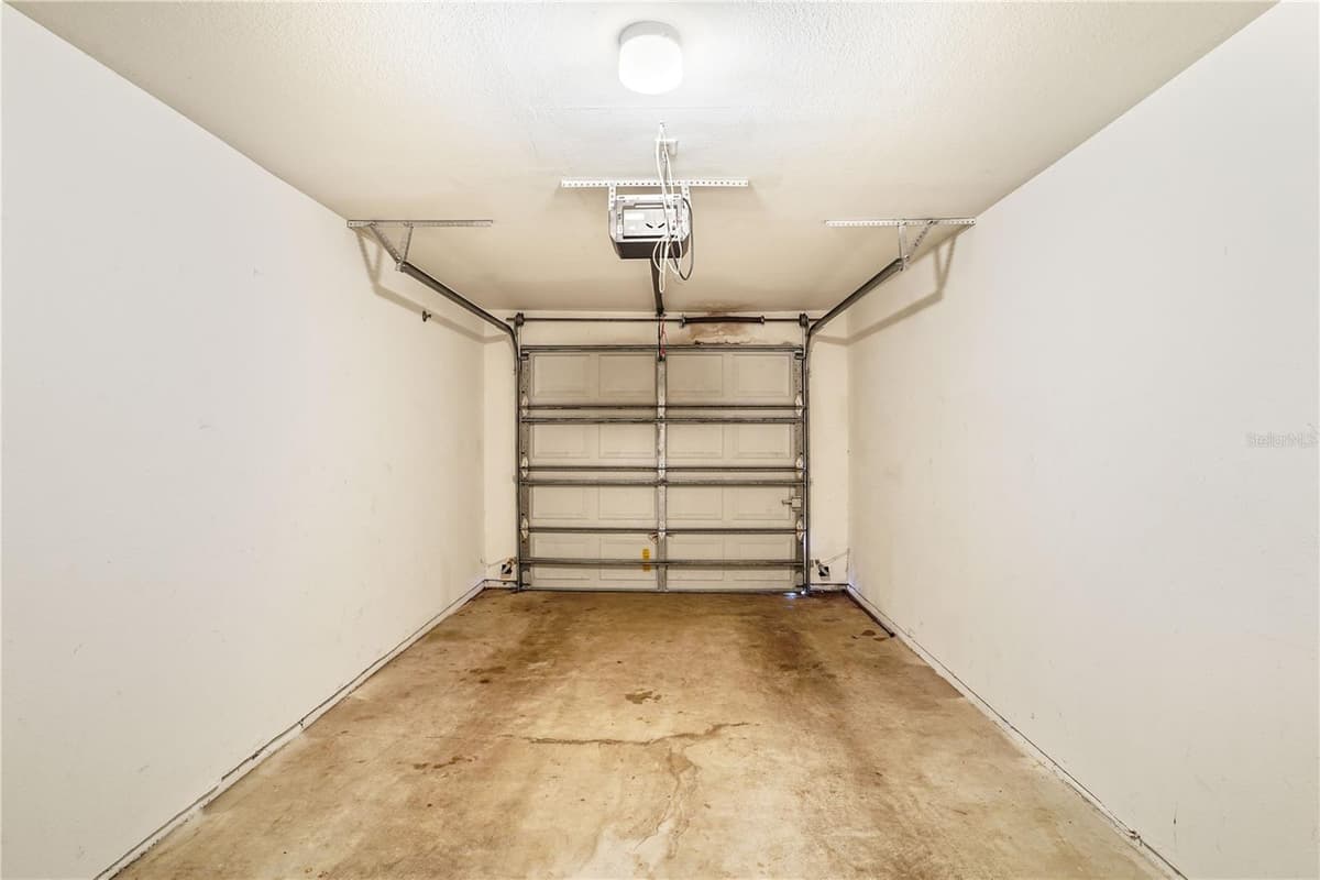 425 SUMMIT RIDGE PLACE — photo 40 of 53