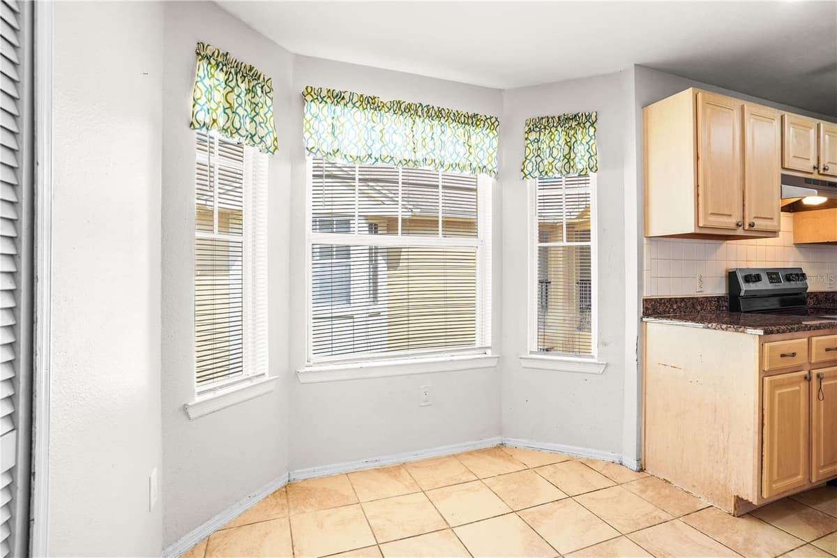 425 SUMMIT RIDGE PLACE — photo 19 of 53