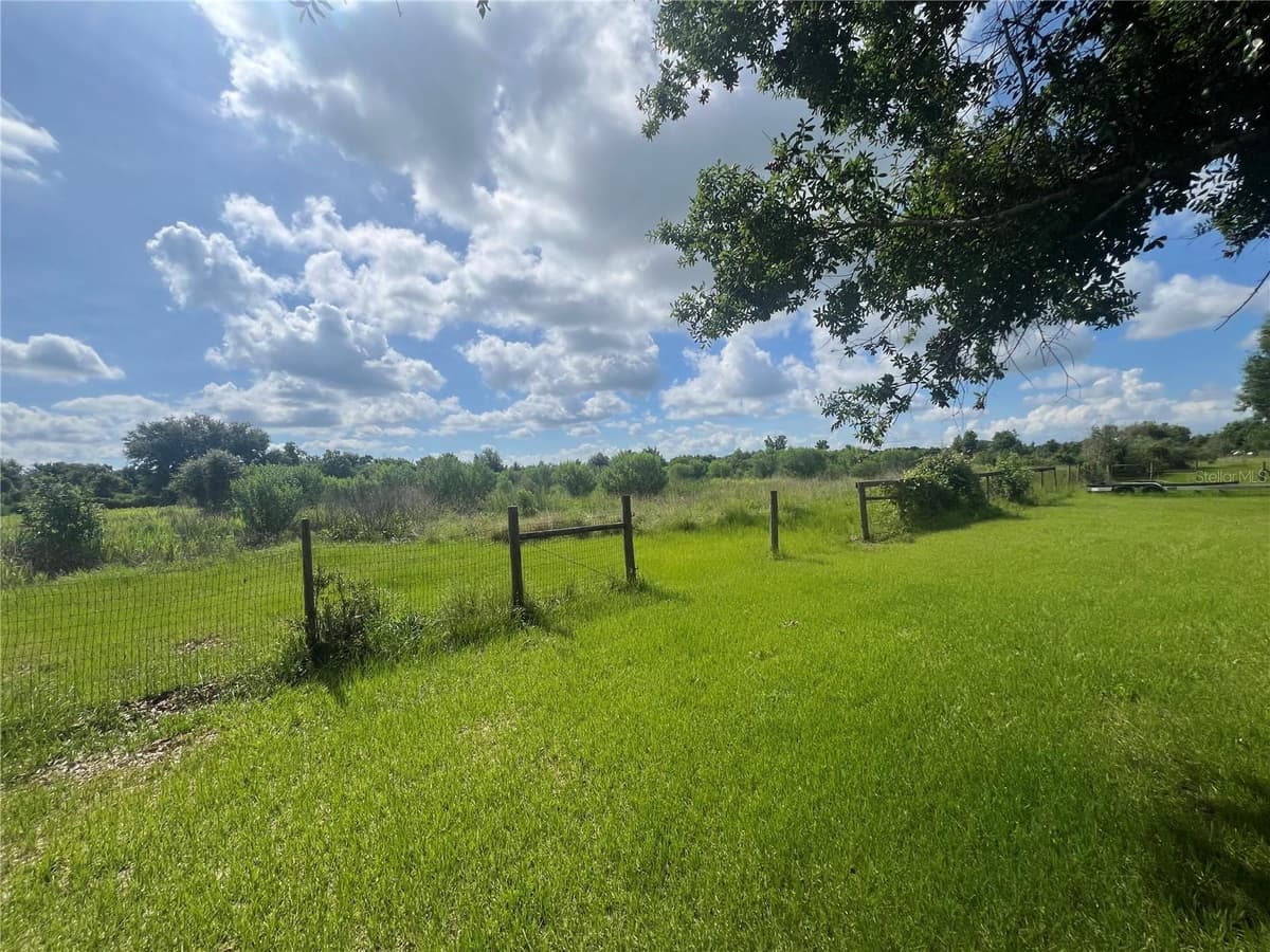 8755 WAUCHULA ROAD — photo 13 of 30
