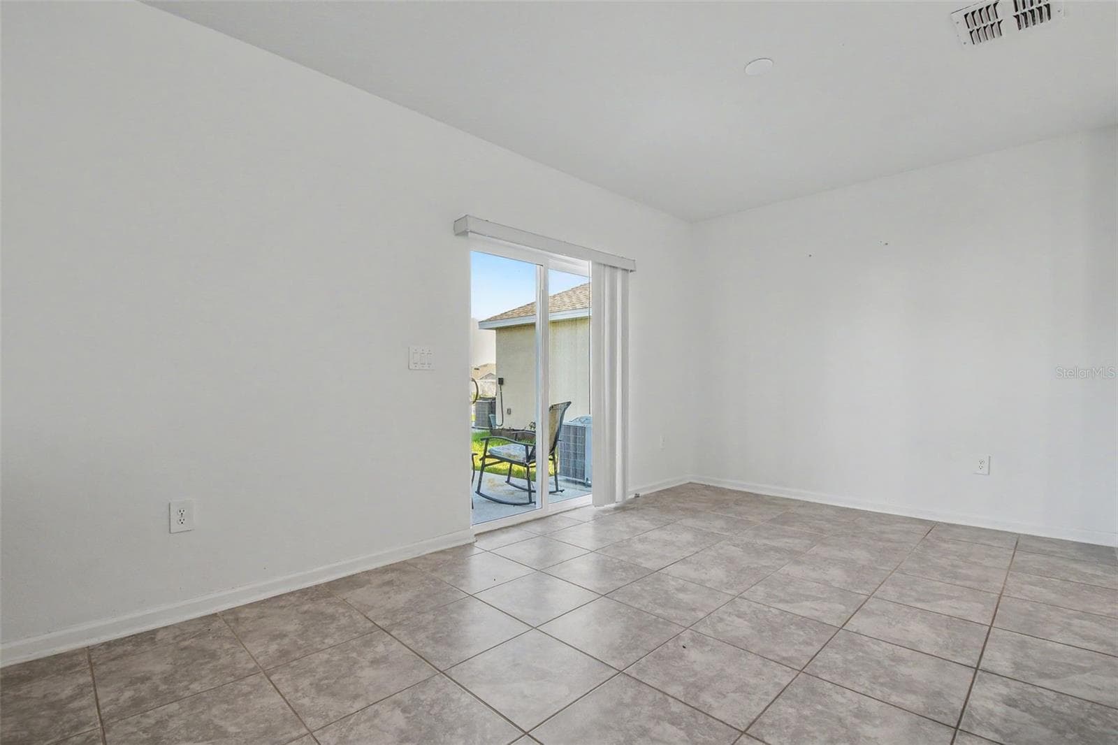 1906 NIAGRA DRIVE — photo 11 of 45