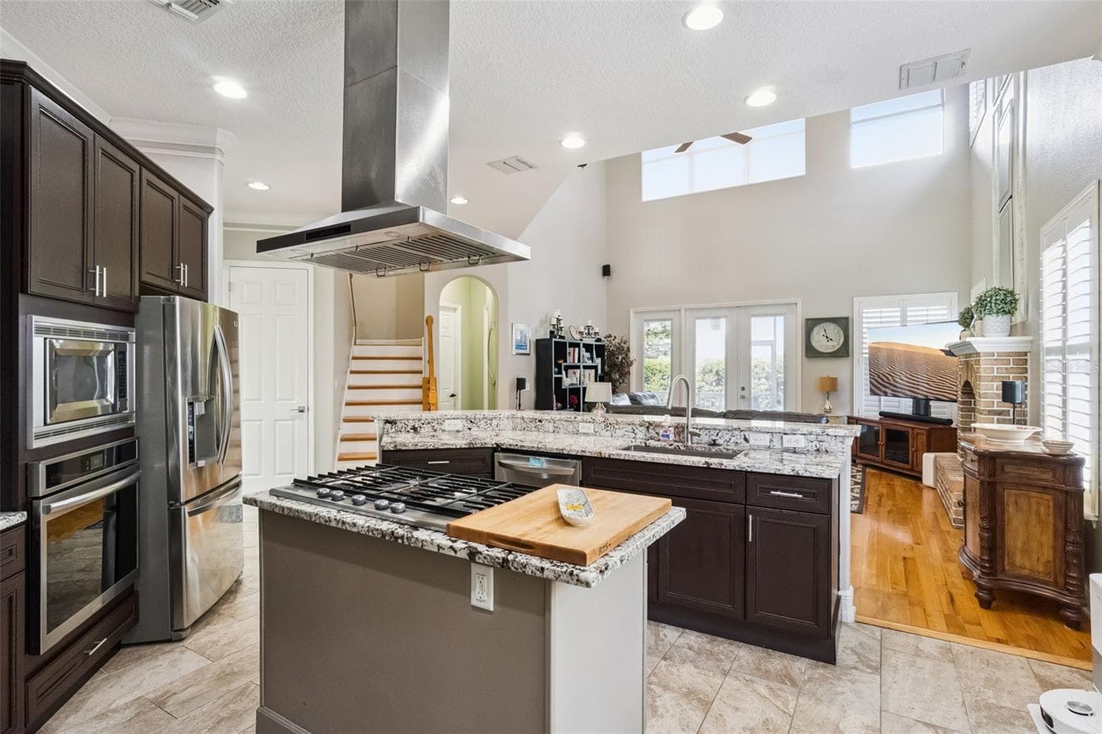 1155 GREEN VISTA CIRCLE — photo 14 of 46