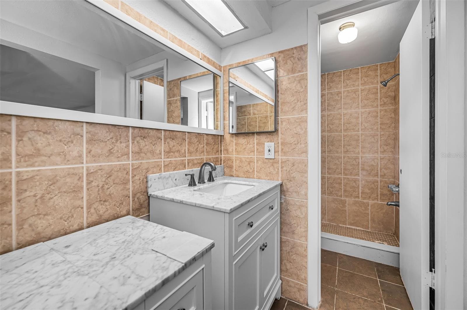 5817 10TH AVENUE — photo 17 of 41