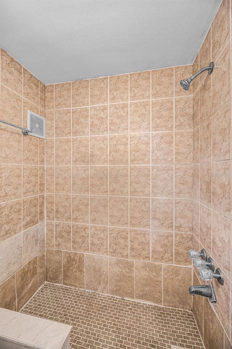 5817 10TH AVENUE — photo 18 of 41
